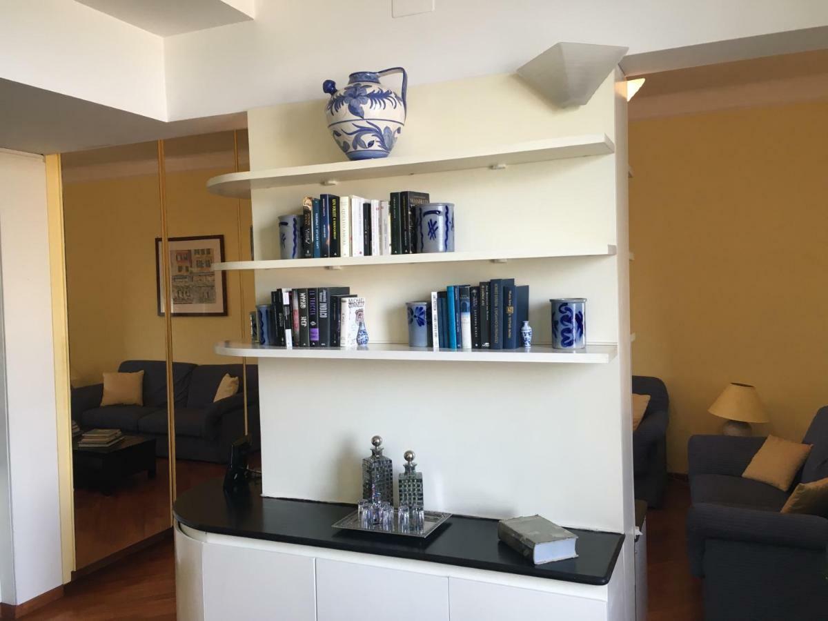 Finestra Su Apartment Genoa